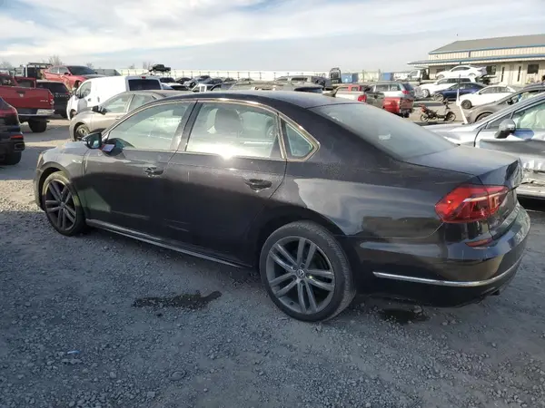 1VWAA7A31JC002534 2018 VOLKSWAGEN PASSAT - Image 2