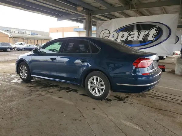 1VWAA7A31JC008544 2018 VOLKSWAGEN PASSAT - Image 2