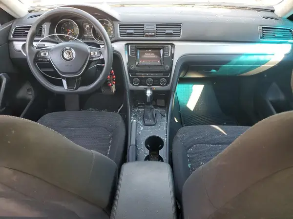 1VWAA7A31JC010343 2018 VOLKSWAGEN PASSAT - Image 8