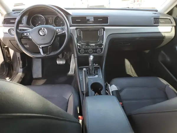 1VWAA7A31JC015882 2018 VOLKSWAGEN PASSAT - Image 8