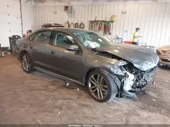 1VWAA7A31JC020922 2018 VOLKSWAGEN PASSAT