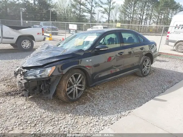 1VWAA7A31JC025974 2018 VOLKSWAGEN PASSAT - Image 2