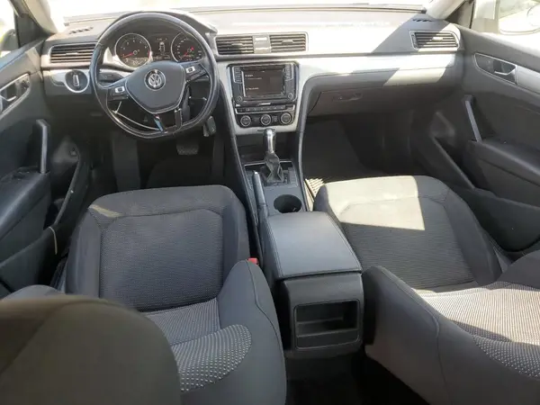 1VWAA7A31JC028194 2018 VOLKSWAGEN PASSAT - Image 8