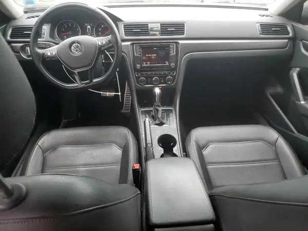 1VWAA7A31JC030768 2018 VOLKSWAGEN PASSAT - Image 8