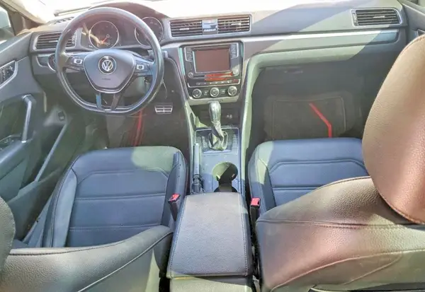 1VWAA7A31JC032102 2018 VOLKSWAGEN PASSAT - Image 8