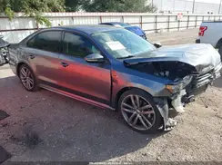 1VWAA7A31JC032763 2018 VOLKSWAGEN PASSAT