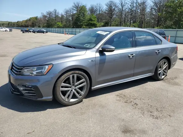 1VWAA7A31JC033167 2018 VOLKSWAGEN PASSAT - Image 1