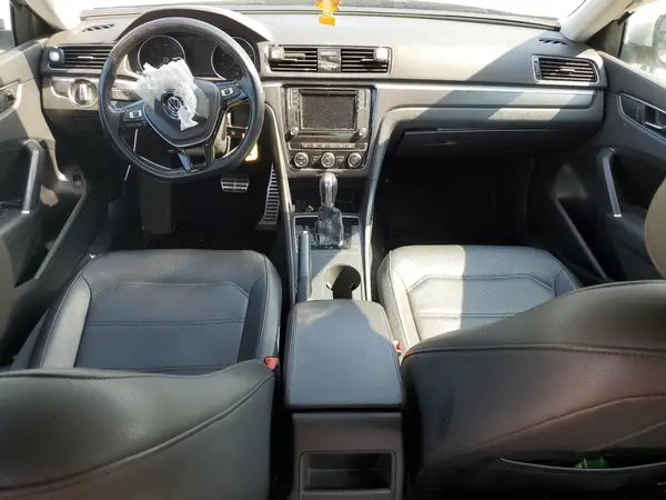 1VWAA7A31JC034206 2018 VOLKSWAGEN PASSAT - Image 8