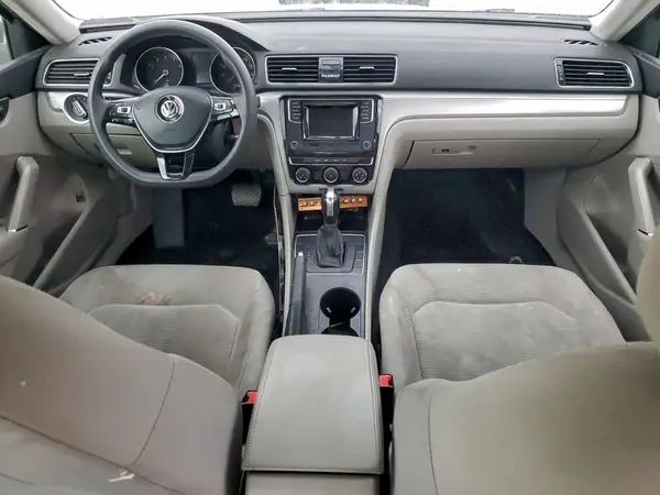 1VWAA7A31JC047442 2018 VOLKSWAGEN PASSAT - Image 8