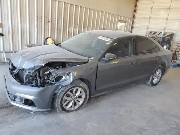 1VWAA7A31JC049143 2018 VOLKSWAGEN PASSAT - Image 1
