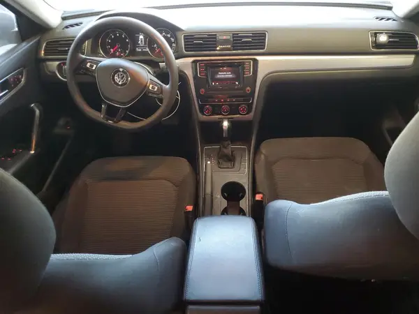 1VWAA7A31JC049143 2018 VOLKSWAGEN PASSAT - Image 8
