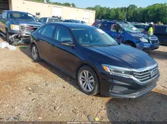 1VWAA7A31MC017829 2021 VOLKSWAGEN PASSAT