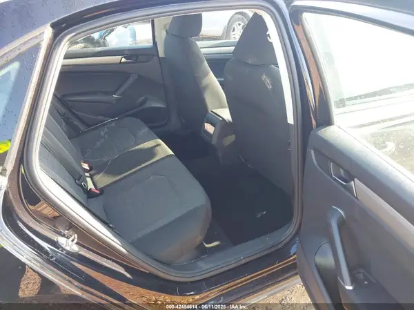 1VWAA7A31MC017829 2021 VOLKSWAGEN PASSAT - Image 8