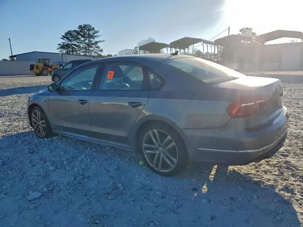 1VWAA7A32JC003546 2018 VOLKSWAGEN PASSAT - Image 2