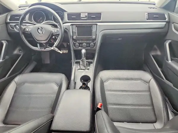 1VWAA7A32JC008858 2018 VOLKSWAGEN PASSAT - Image 8