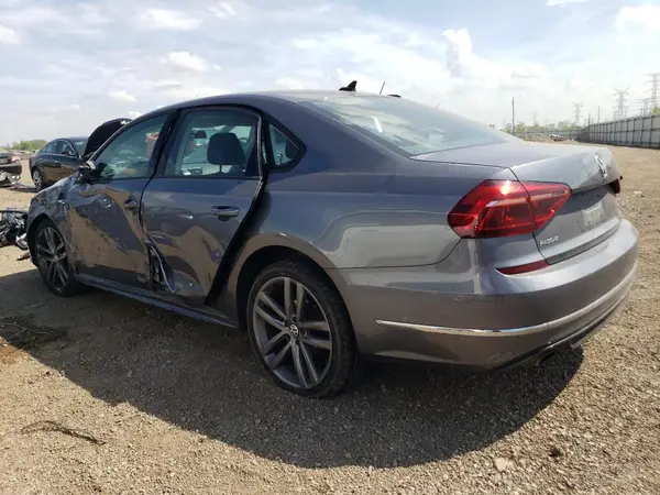 1VWAA7A32JC009914 2018 VOLKSWAGEN PASSAT - Image 2