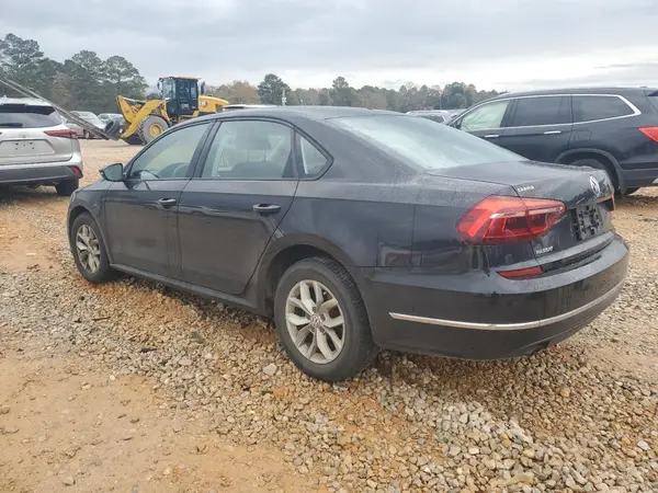 1VWAA7A32JC010027 2018 VOLKSWAGEN PASSAT - Image 2