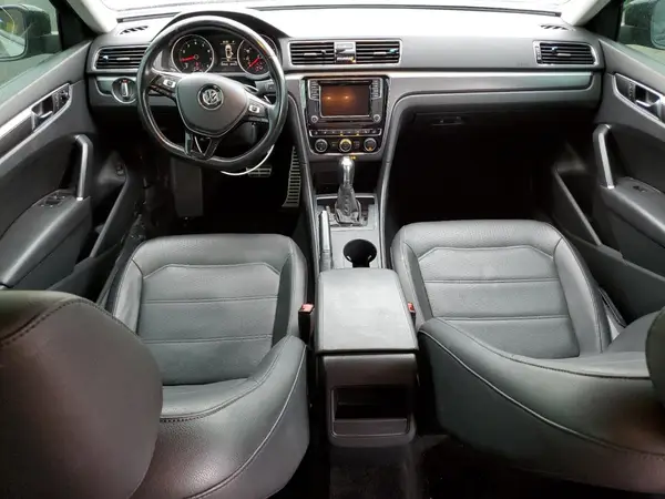 1VWAA7A32JC010058 2018 VOLKSWAGEN PASSAT - Image 8