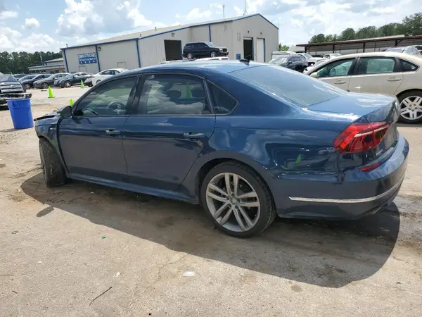 1VWAA7A32JC015745 2018 VOLKSWAGEN PASSAT - Image 2