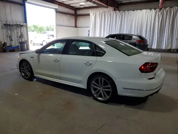 1VWAA7A32JC016619 2018 VOLKSWAGEN PASSAT - Image 2