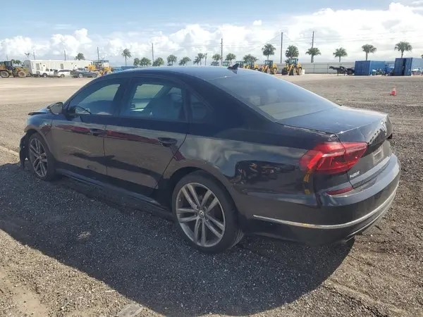 1VWAA7A32JC020119 2018 VOLKSWAGEN PASSAT - Image 2