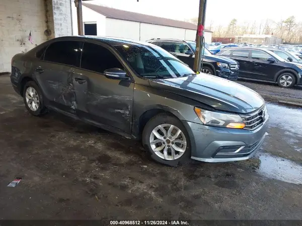 1VWAA7A32JC023361 2018 VOLKSWAGEN PASSAT - Image 1