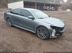 1VWAA7A32JC027197 2018 VOLKSWAGEN PASSAT