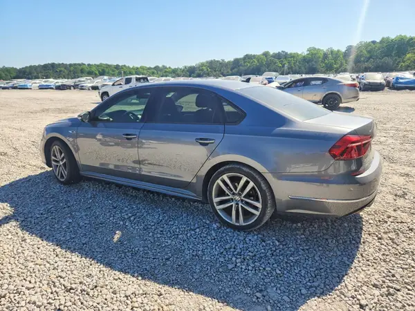 1VWAA7A32JC031315 2018 VOLKSWAGEN PASSAT - Image 2