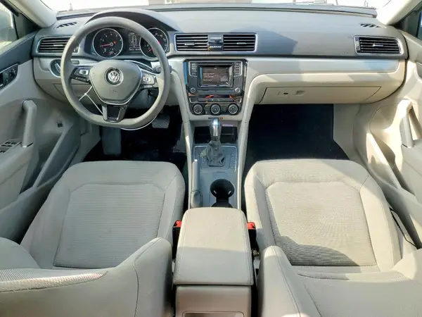 1VWAA7A32JC033372 2018 VOLKSWAGEN PASSAT - Image 8