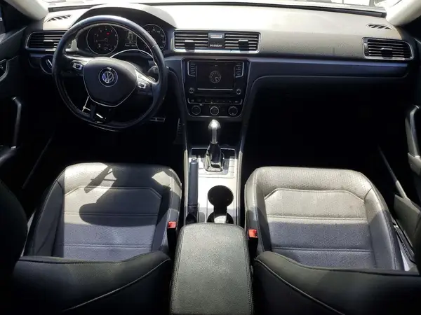 1VWAA7A32JC033534 2018 VOLKSWAGEN PASSAT - Image 8