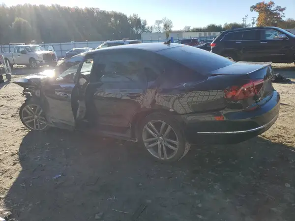 1VWAA7A32JC038006 2018 VOLKSWAGEN PASSAT - Image 2