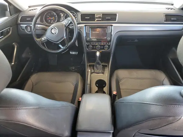 1VWAA7A32JC039429 2018 VOLKSWAGEN PASSAT - Image 8