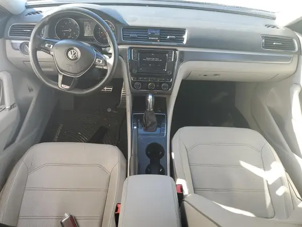 1VWAA7A32JC051371 2018 VOLKSWAGEN PASSAT - Image 8