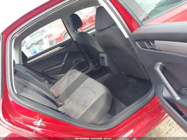 1VWAA7A32LC013481 2020 VOLKSWAGEN PASSAT - Image 8