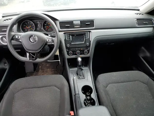 1VWAA7A33JC001613 2018 VOLKSWAGEN PASSAT - Image 8