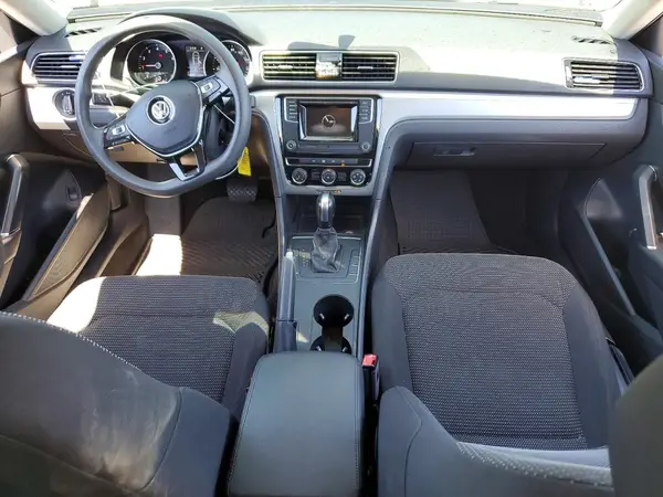 1VWAA7A33JC008836 2018 VOLKSWAGEN PASSAT - Image 8