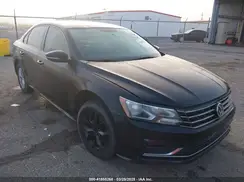 1VWAA7A33JC010585 2018 VOLKSWAGEN PASSAT