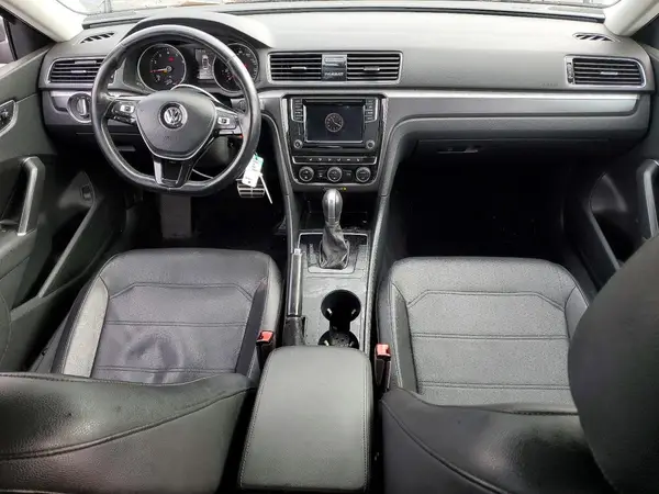 1VWAA7A33JC011607 2018 VOLKSWAGEN PASSAT - Image 8