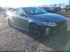 1VWAA7A33JC025328 2018 VOLKSWAGEN PASSAT