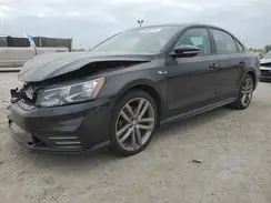 1VWAA7A33JC033378 2018 VOLKSWAGEN PASSAT