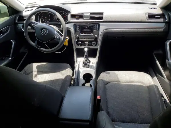 1VWAA7A33JC036717 2018 VOLKSWAGEN PASSAT - Image 8