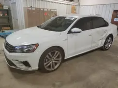 1VWAA7A33JC037138 2018 VOLKSWAGEN PASSAT