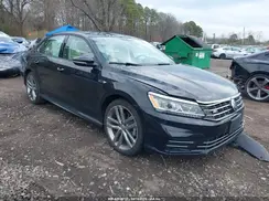 1VWAA7A33JC037639 2018 VOLKSWAGEN PASSAT
