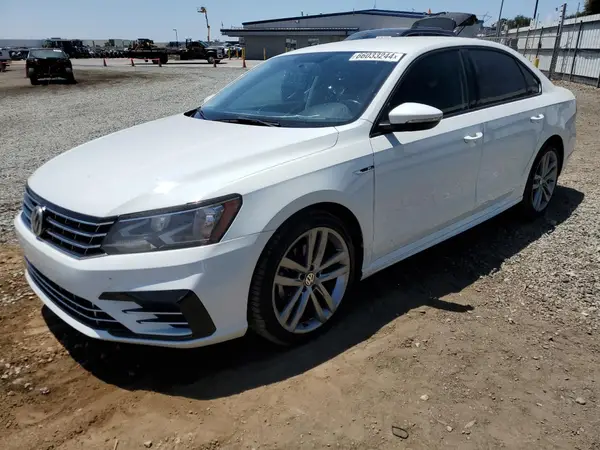 1VWAA7A33JC039312 2018 VOLKSWAGEN PASSAT - Image 1