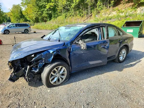 1VWAA7A33JC042131 2018 VOLKSWAGEN PASSAT - Image 1