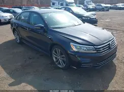 1VWAA7A33JC042324 2018 VOLKSWAGEN PASSAT