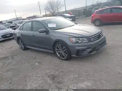 1VWAA7A33JC045210 2018 VOLKSWAGEN PASSAT