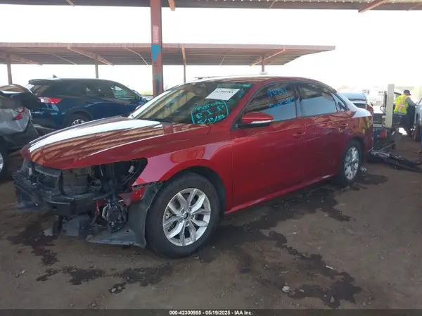 1VWAA7A33JC049354 2018 VOLKSWAGEN PASSAT - Image 2