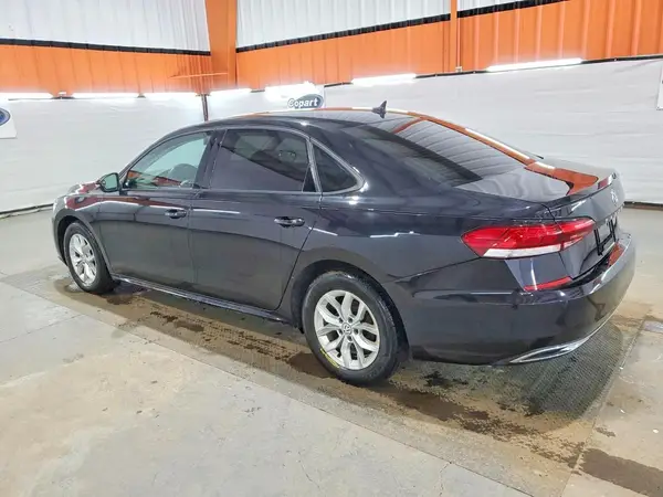 1VWAA7A33LC011870 2020 VOLKSWAGEN PASSAT - Image 2