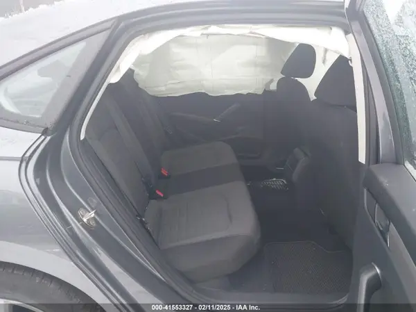 1VWAA7A33LC020438 2020 VOLKSWAGEN PASSAT - Image 8
